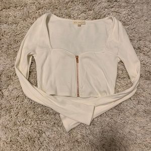 Long sleeve zip up crop top